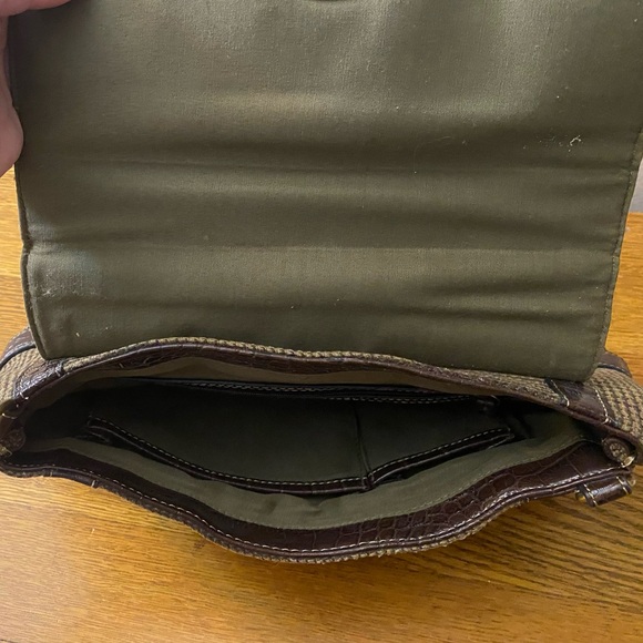 Chaps houndstooth wool and leather purse. - Picture 7 of 8